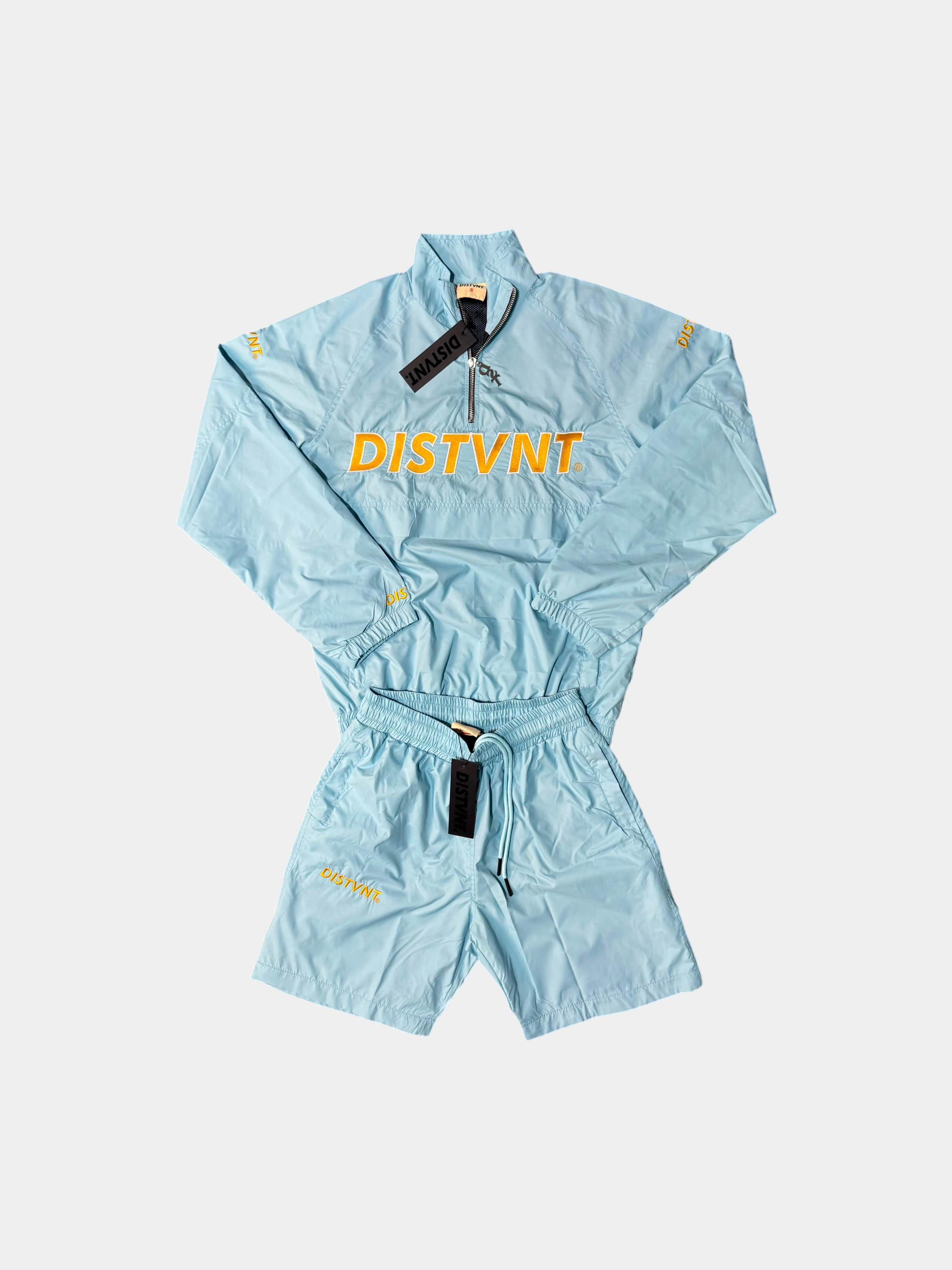 QUARTER-ZIP WINDBREAKER SHORT SET