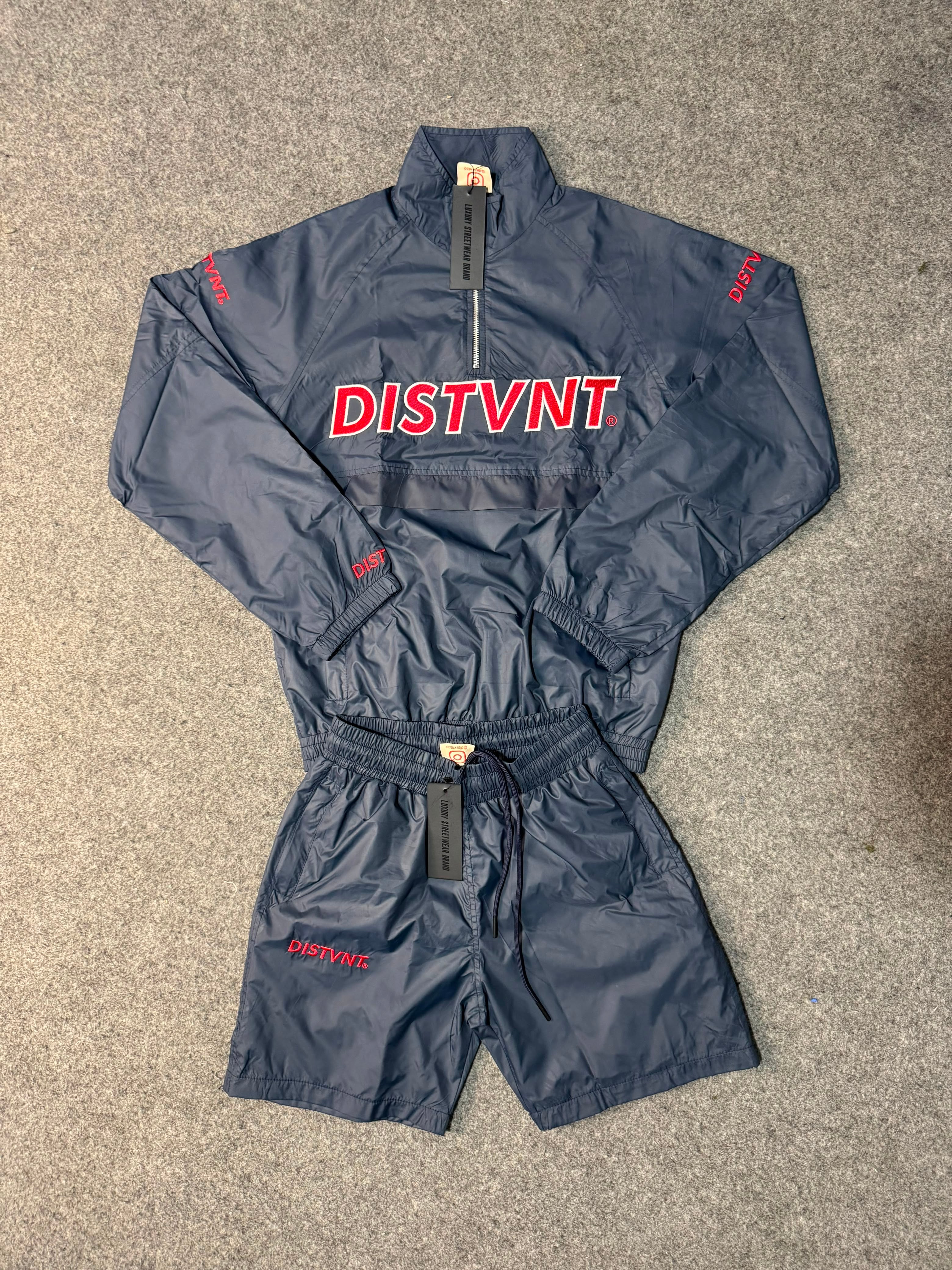 QUARTER-ZIP WINDBREAKER SHORT SET
