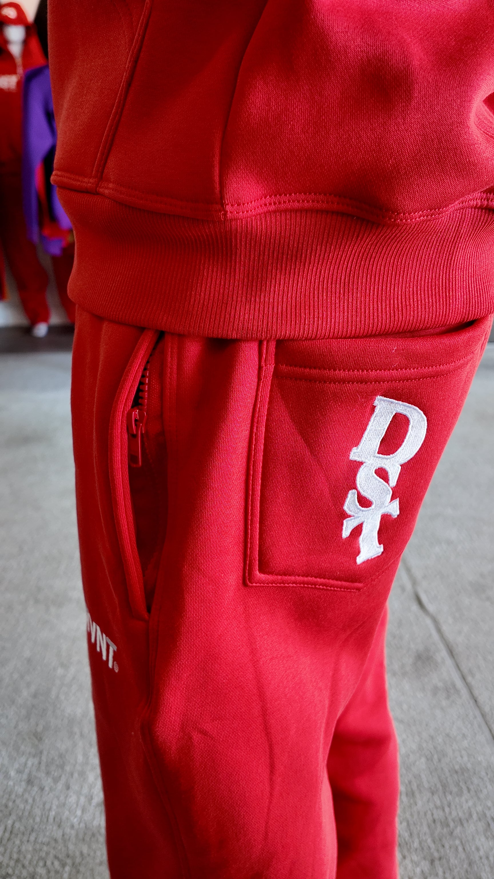 HEAVYWEIGHT Straight Leg Sweatpants