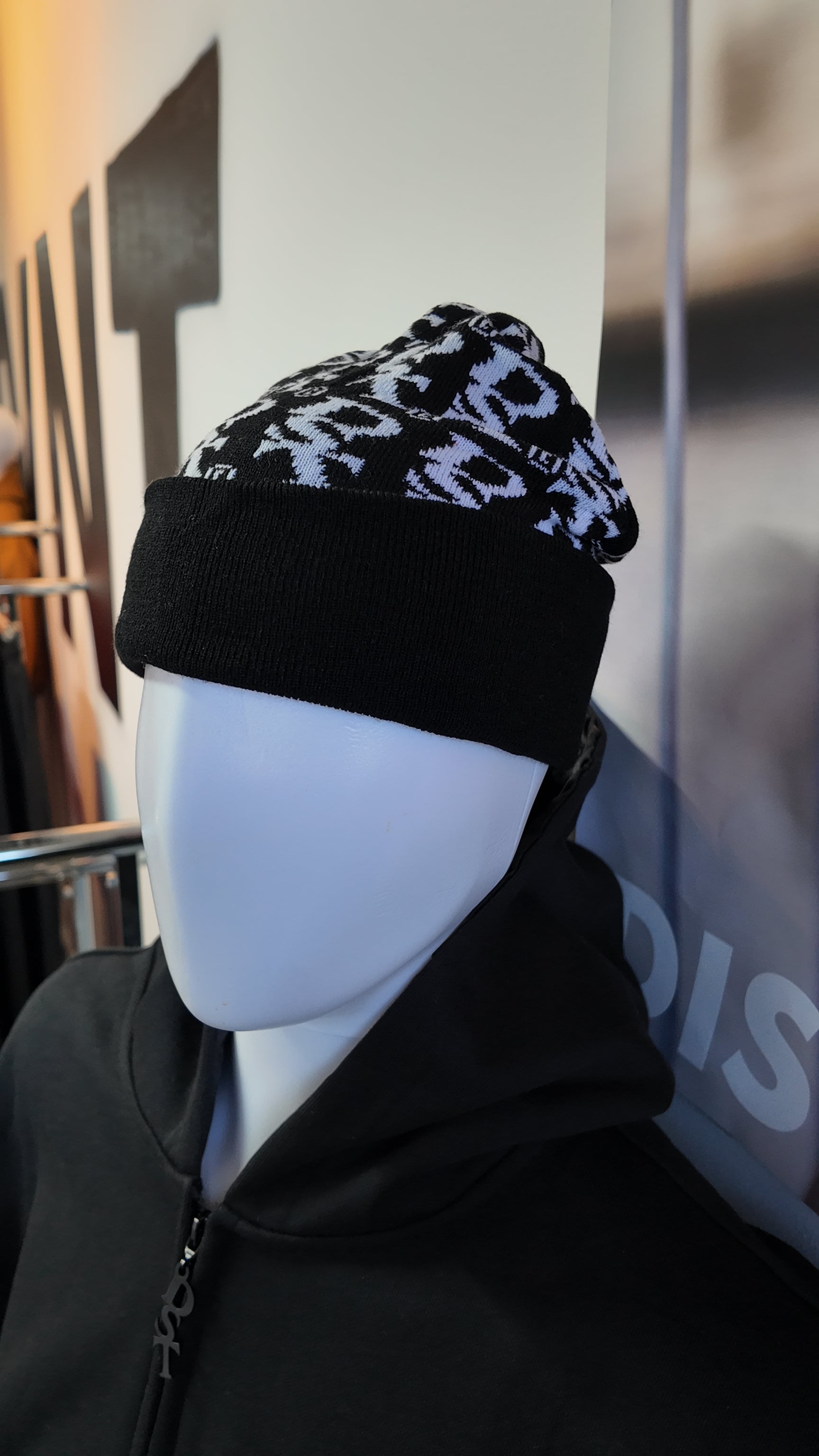 DST BEANIE