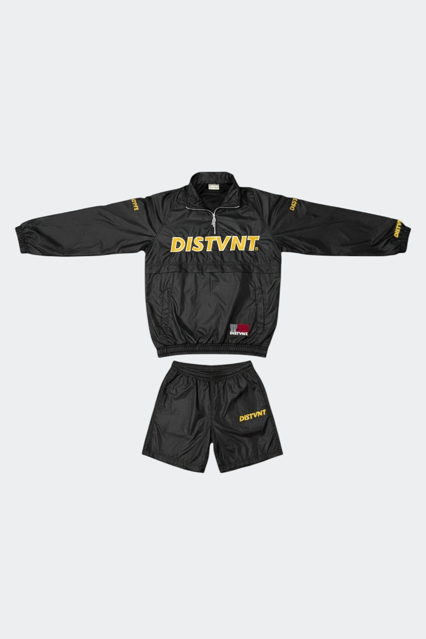QUARTER-ZIP WINDBREAKER SHORT SET