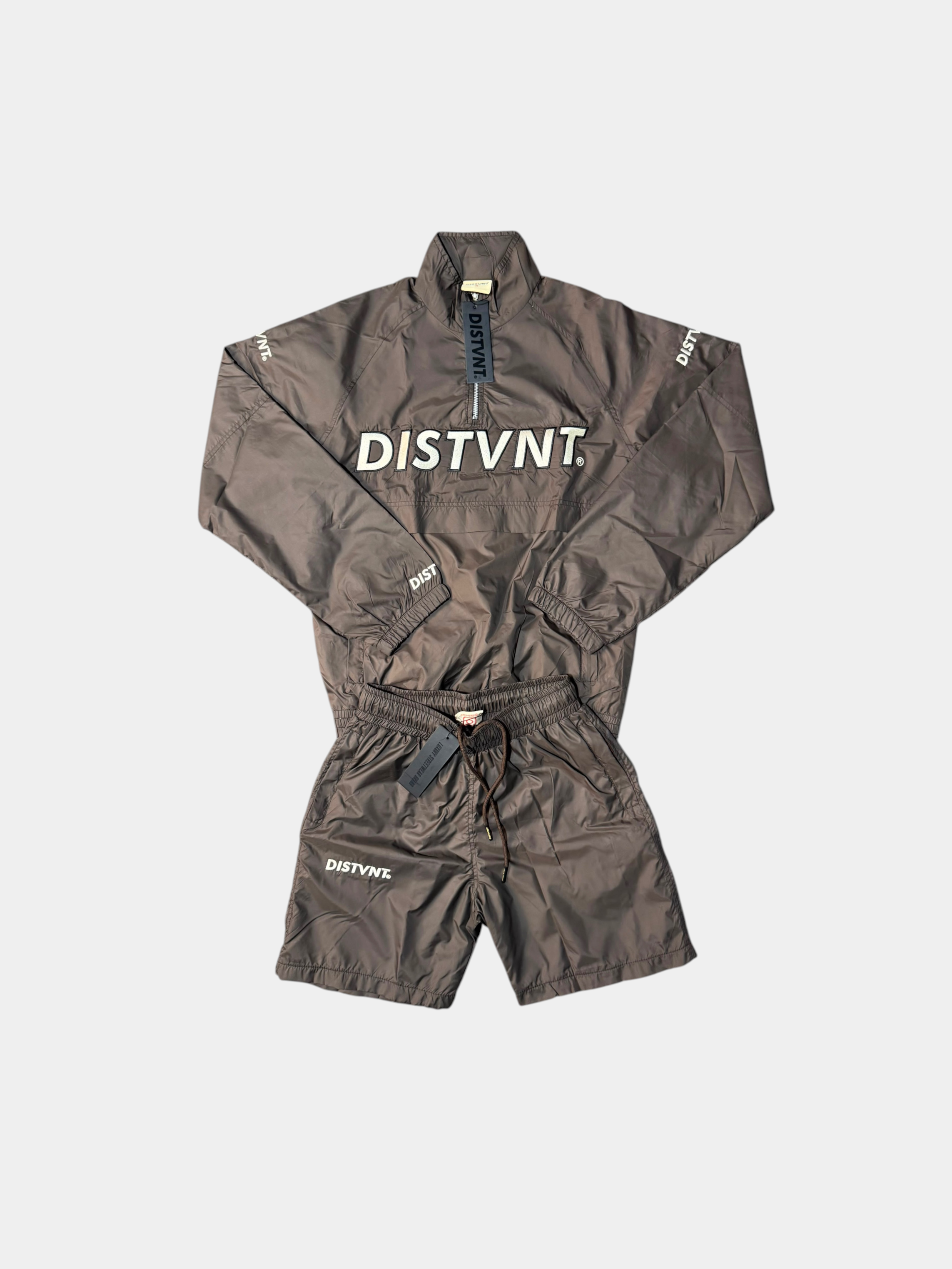 QUARTER-ZIP WINDBREAKER SHORT SET
